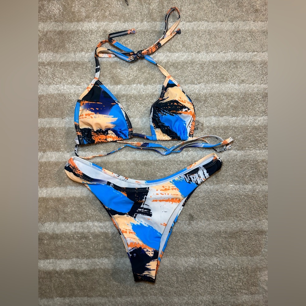 SHEIN Allover Graphic Triangle Halter Bikini Swimsuit